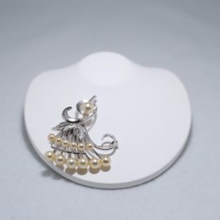 Silverブローチ（あこや本真珠）