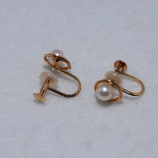K１８パールイヤリング（あこや本真珠）