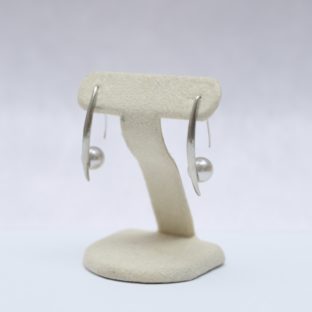 フックピアスは使いやすい！