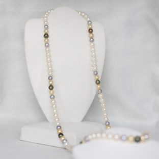 ロングマルチパールネックレス（あこや本真珠）